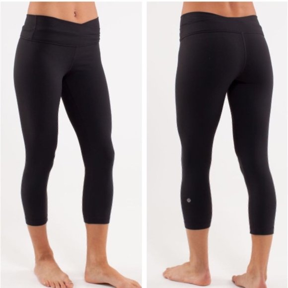 lululemon athletica Pants - LULULEMON Astro Wunder Under Crops Black {G34}